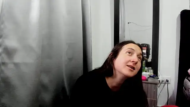 Snapshot of Sweet-Suck69 chatting on 03/06/26, 10:17 Sweet-Suck69 online show from 03/06/26, 10:17