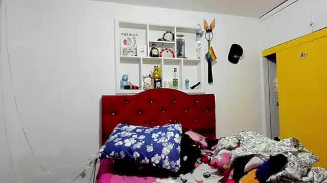 Sweet-Suck69 online show from 04/30/26, 07:14