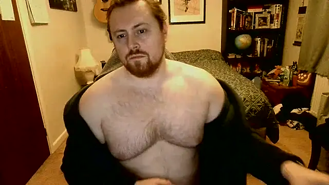 Snapshot of Hairy_Guy30 chatting on 03/20/25, 01:35 Hairy Guy30 online show from 03/20/25, 01:35