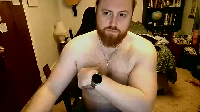 Snapshot of Hairy_Guy30 chatting on 10/14/25, 09:26 Hairy Guy30 online show from 10/14/25, 09:26