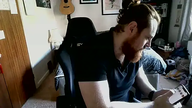 Snapshot of Hairy_Guy30 chatting on 11/08/25, 12:49 Hairy Guy30 online show from 11/08/25, 12:49