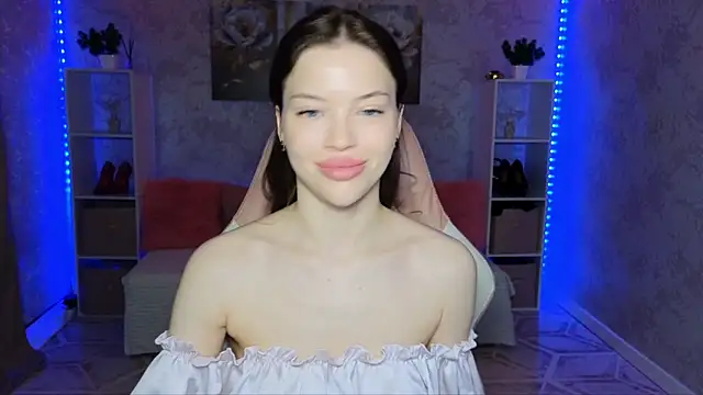 EmmyMills online show from 05/03/26, 10:05