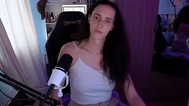 Snapshot of MemiKouki chatting on 02/11/26, 04:34 MemiKouki online show from 02/11/26, 04:34