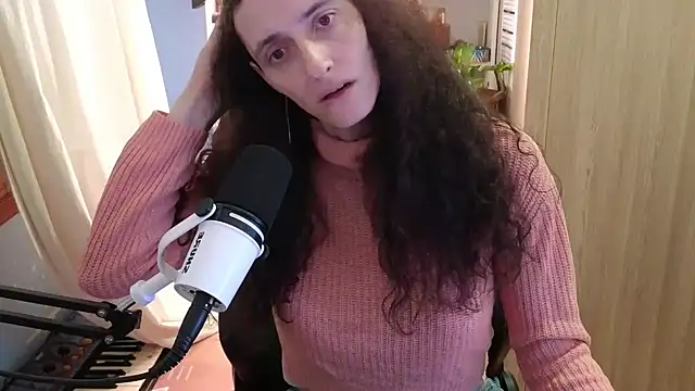 Snapshot of MemiKouki chatting on 02/26/26, 06:29 MemiKouki online show from 02/26/26, 06:29