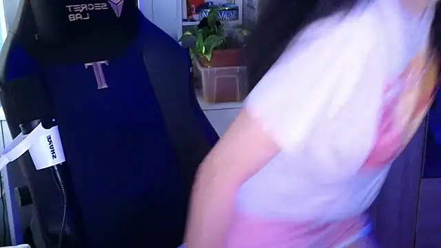MemiKouki online show from 05/09/26, 03:28