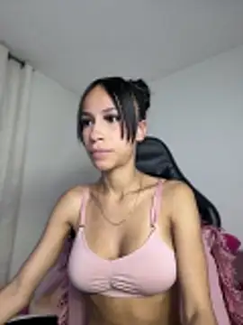 Miaa love6969 online show from 06/19/26, 12:37