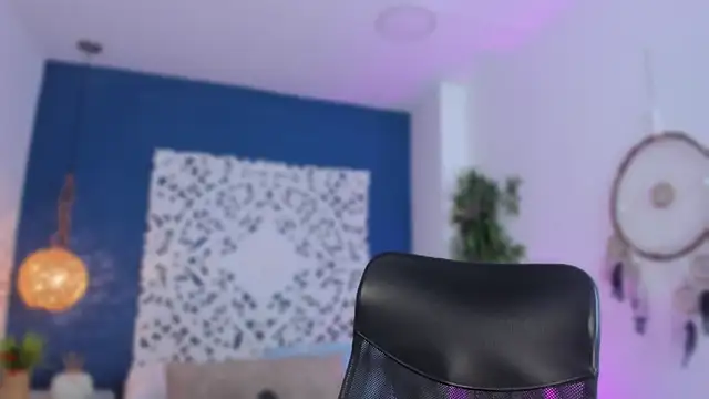 BellaHarllow online show from 02/19/26, 07:21