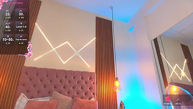 Sophia turneer online show from 10/19/25, 09:48