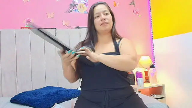 monickhot303av online show from 03/22/25, 04:56