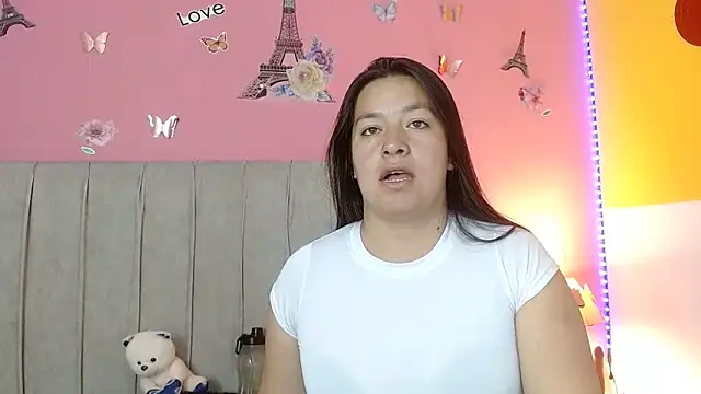 monickhot303av online show from 09/19/25, 04:03