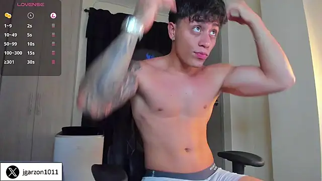 Snapshot of _joansoto chatting on 12/04/24, 01:20 joansoto online show from 12/04/24, 01:20