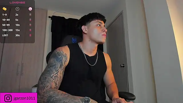 Snapshot of _joansoto chatting on 03/12/25, 01:30 joansoto online show from 03/12/25, 01:30