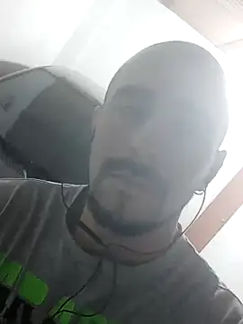 Snapshot of fire_menxxx001 chatting on 09/15/25, 05:29 fire menxxx001 online show from 09/15/25, 05:29