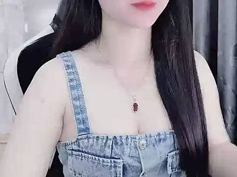 Snapshot of _Lygn__ chatting on 01/03/25, 01:38 Lygn online show from 01/03/25, 01:38