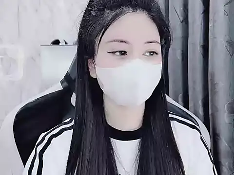 Snapshot of _Lygn__ chatting on 01/09/25, 01:39 Lygn online show from 01/09/25, 01:39