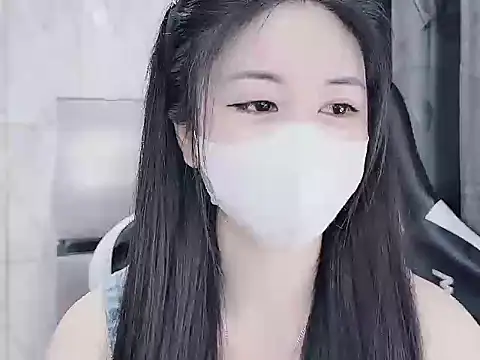 Snapshot of _Lygn__ chatting on 01/22/25, 10:18 Lygn online show from 01/22/25, 10:18