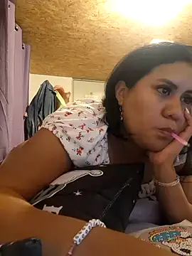 Snapshot of KasiaVenus_ chatting on 12/02/24, 03:37 KasiaVenus online show from 12/02/24, 03:37