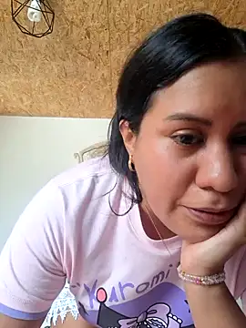 Snapshot of KasiaVenus_ chatting on 12/09/24, 04:26 KasiaVenus online show from 12/09/24, 04:26