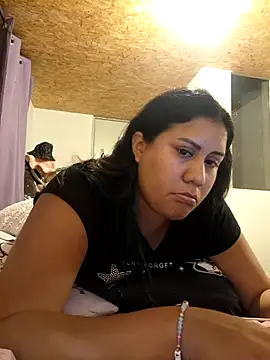 Snapshot of KasiaVenus_ chatting on 01/06/25, 03:42 KasiaVenus online show from 01/06/25, 03:42