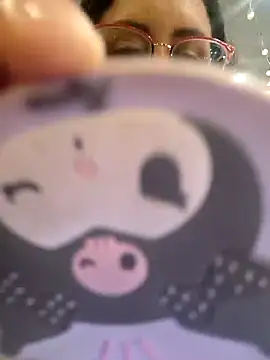 Snapshot of KasiaVenus_ chatting on 01/19/25, 04:54 KasiaVenus online show from 01/19/25, 04:54