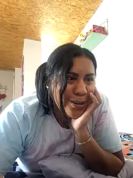 Snapshot of KasiaVenus_ chatting on 01/27/25, 04:43 KasiaVenus online show from 01/27/25, 04:43