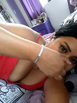 Snapshot of KasiaVenus_ chatting on 02/16/25, 01:27 KasiaVenus online show from 02/16/25, 01:27