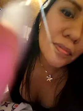 Snapshot of KasiaVenus_ chatting on 10/19/25, 05:30 KasiaVenus online show from 10/19/25, 05:30