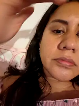 Snapshot of KasiaVenus_ chatting on 10/22/25, 01:50 KasiaVenus online show from 10/22/25, 01:50