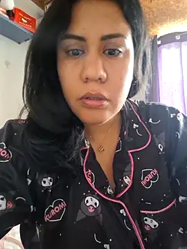 Snapshot of KasiaVenus_ chatting on 10/31/25, 12:39 KasiaVenus online show from 10/31/25, 12:39