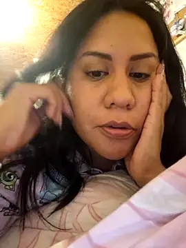 Snapshot of KasiaVenus_ chatting on 11/05/25, 03:17 KasiaVenus online show from 11/05/25, 03:17