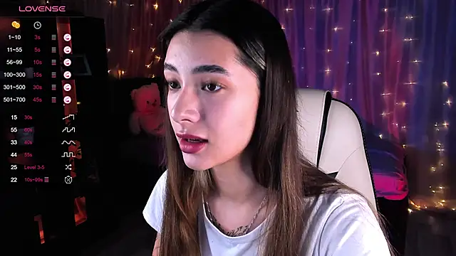 DarlaLike online show from 12/28/24, 04:41