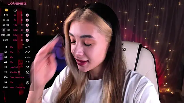 DarlaLike online show from 01/19/25, 04:54