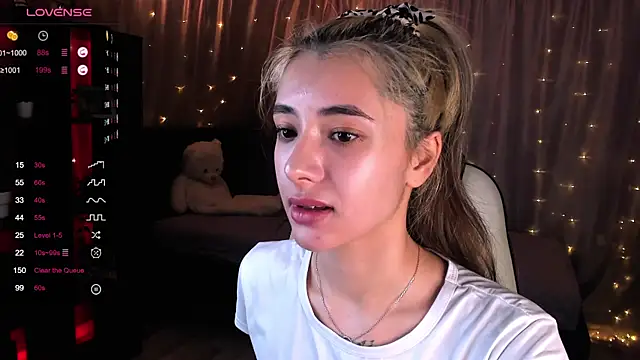 DarlaLike online show from 02/12/25, 05:15