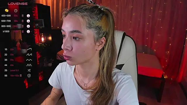 DarlaLike online show from 02/28/25, 04:21