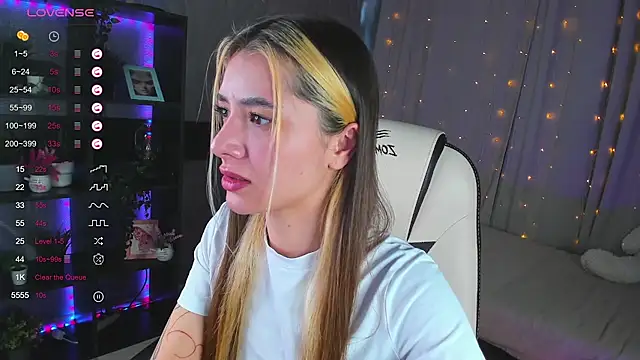 DarlaLike online show from 03/20/25, 04:07