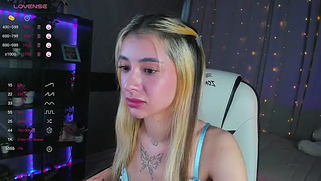 DarlaLike online show from 03/22/25, 04:24