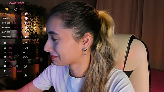 DarlaLike online show from 09/19/25, 04:03