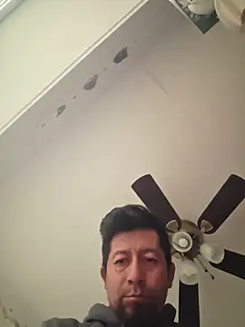 Snapshot of crisxxx69en4 chatting on 12/02/25, 09:21 crisxxx69en4 online show from 12/02/25, 09:21