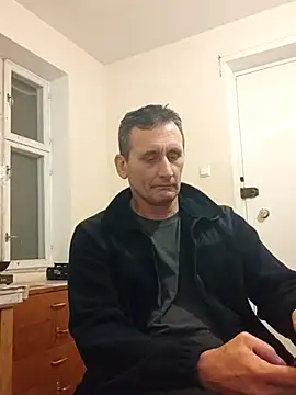 Snapshot of Viause_Kentauelle chatting on 02/20/25, 07:19 Viause Kentauelle online show from 02/20/25, 07:19