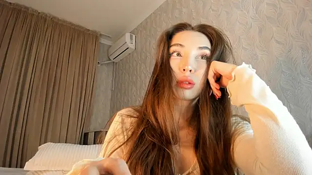 heyheyneko online show from 12/14/25, 12:27