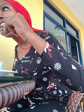 Snapshot of NASTY_BOBO chatting on 11/05/25, 08:03 NASTY BOBO online show from 11/05/25, 08:03