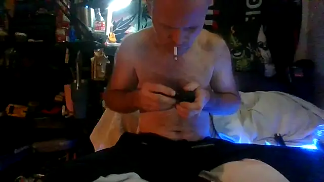 jaxx12369 online show from 10/21/25, 09:59