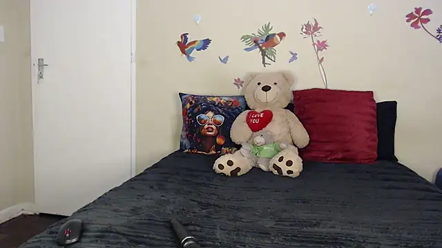 Snapshot of Blacktittiex02 chatting on 09/28/25, 09:20 Blacktittiex02 online show from 09/28/25, 09:20