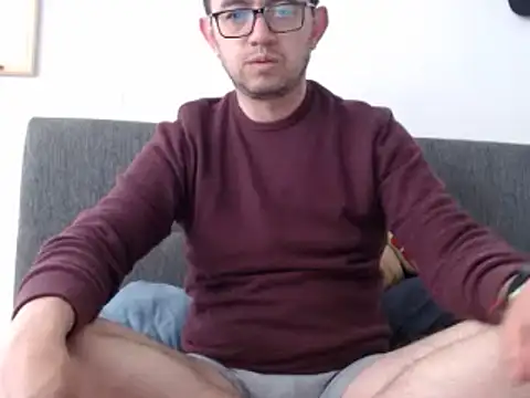 Snapshot of Diptongo chatting on 01/03/25, 08:11 Diptongo online show from 01/03/25, 08:11