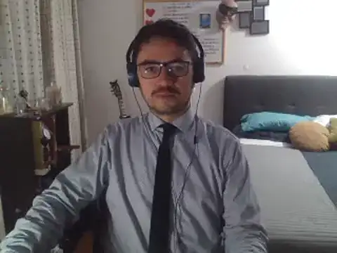 Snapshot of Diptongo chatting on 03/19/25, 01:21 Diptongo online show from 03/19/25, 01:21