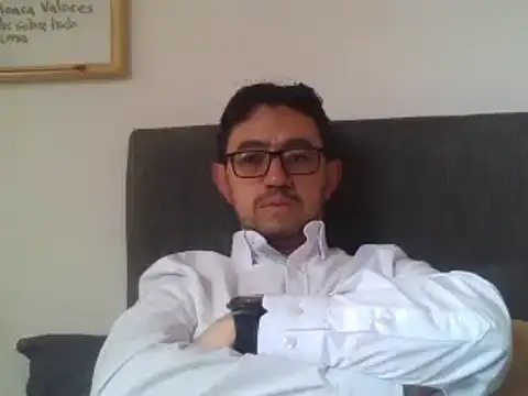 Snapshot of Diptongo chatting on 03/22/25, 08:59 Diptongo online show from 03/22/25, 08:59