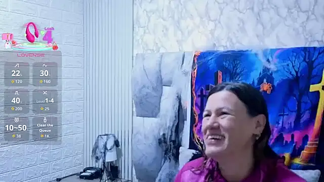 Snapshot of charlotte__G chatting on 10/31/25, 11:11 charlotte G online show from 10/31/25, 11:11