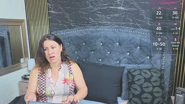 Snapshot of charlotte__G chatting on 04/11/26, 11:14 charlotte G online show from 04/11/26, 11:14