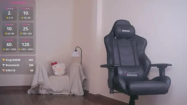 Snapshot of Miuzxc chatting on 12/03/24, 10:39 Miuzxc online show from 12/03/24, 10:39