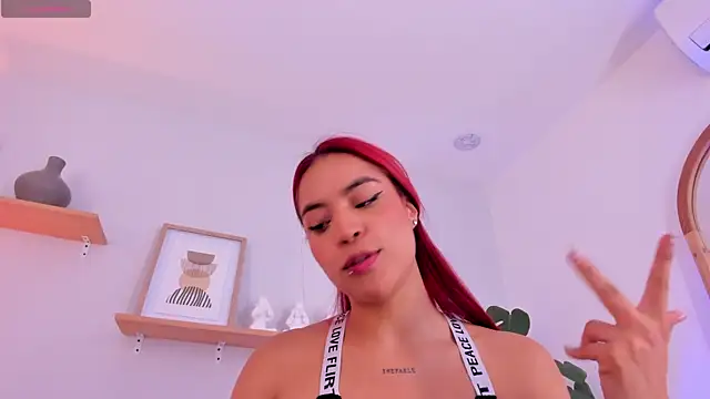 Scarlett Morgan  online show from 02/07/25, 01:36